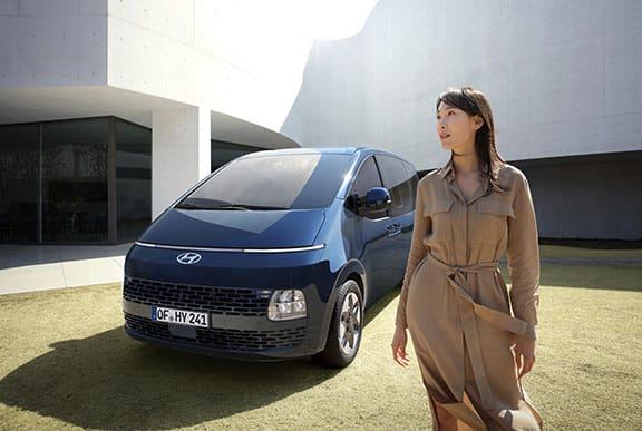 Renovado y vanguardista.